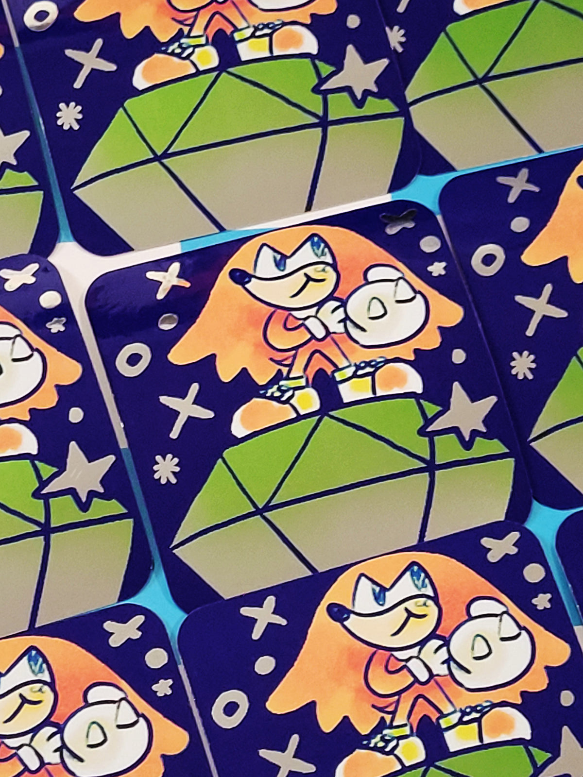 KNUCKLES EMERALD - SANIC STICKER